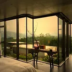 Nola Villa *